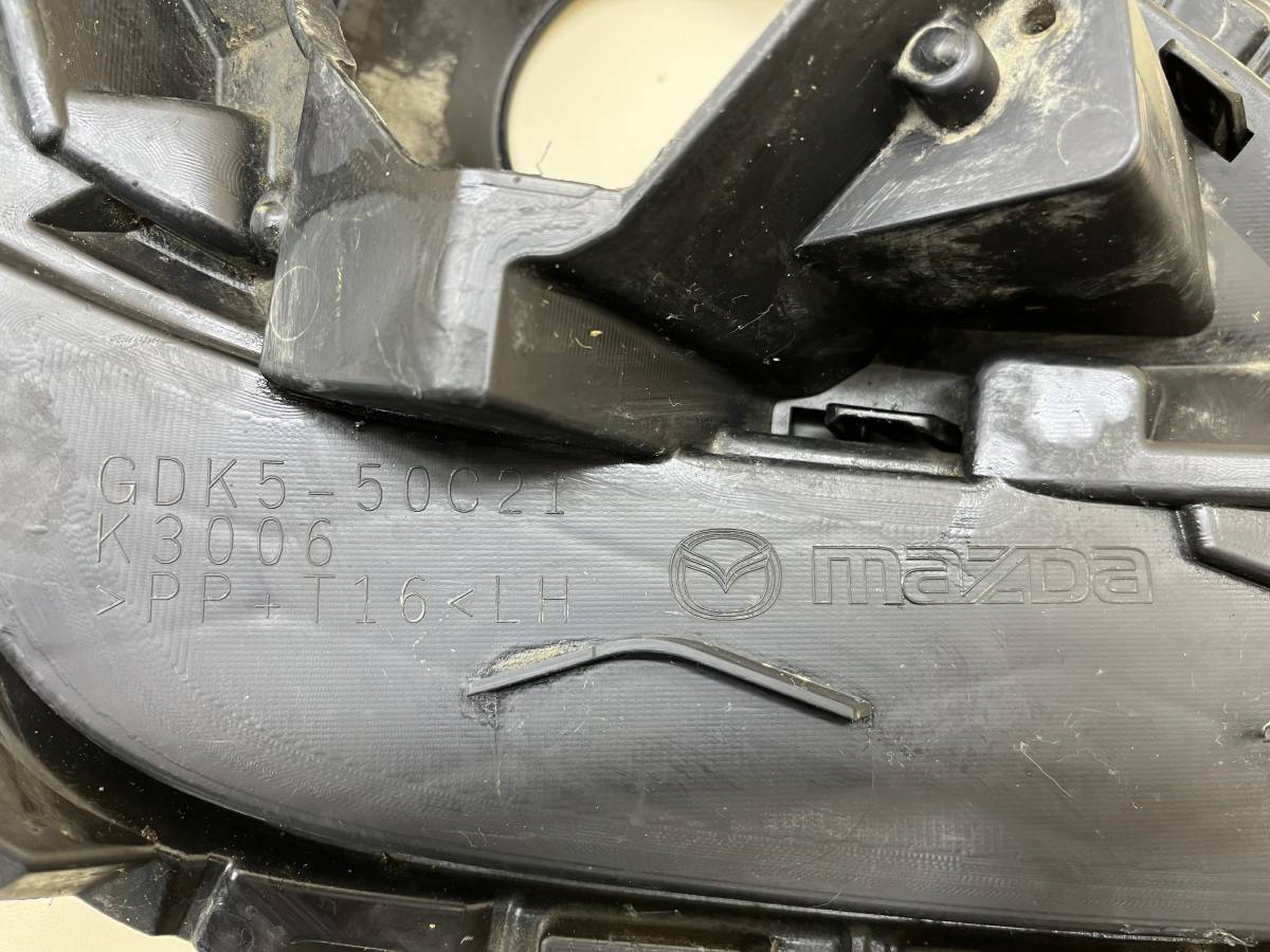 Рамка противотуманной фары левой Mazda Mazda 6 (GH) 2007-2012