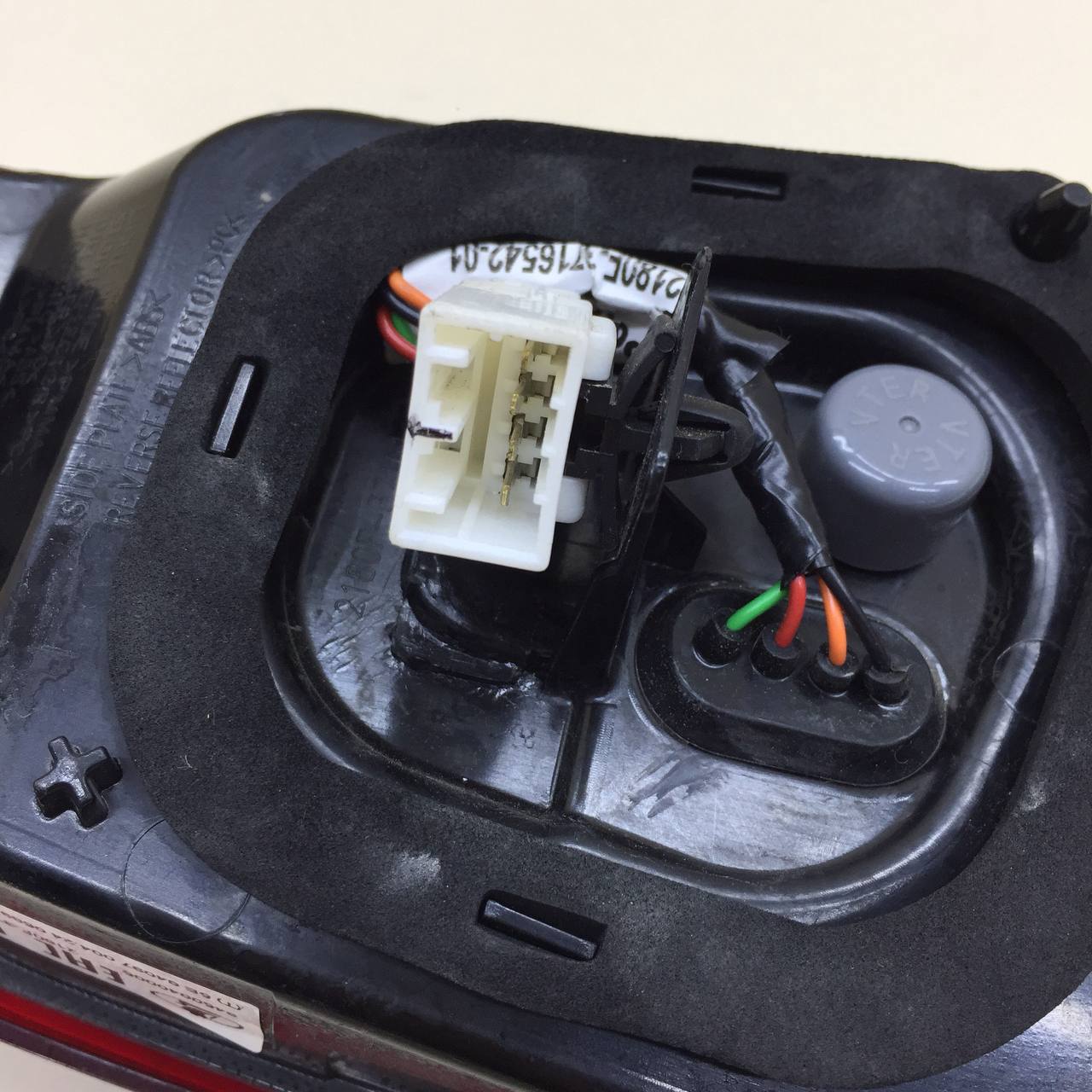 Фонарь задний внутренний левый Lada Vesta 2015>