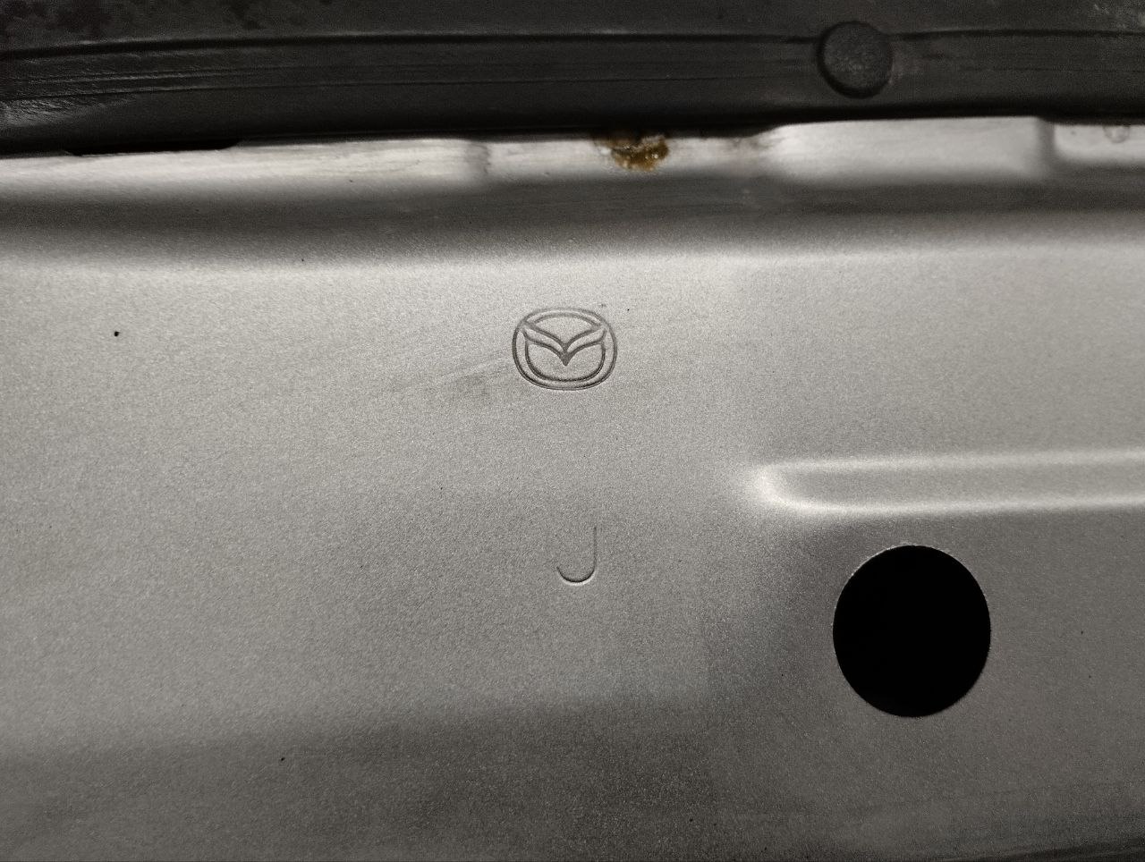 Капот Mazda Mazda 3 (BM) 2013-2016 Капот Mazda Mazda 3 (BM) 2013-2016