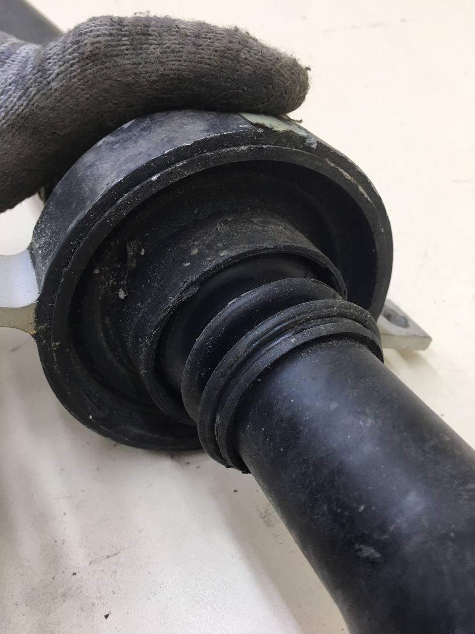 Вал карданный BMW 5-series F10/F11 2009-2016