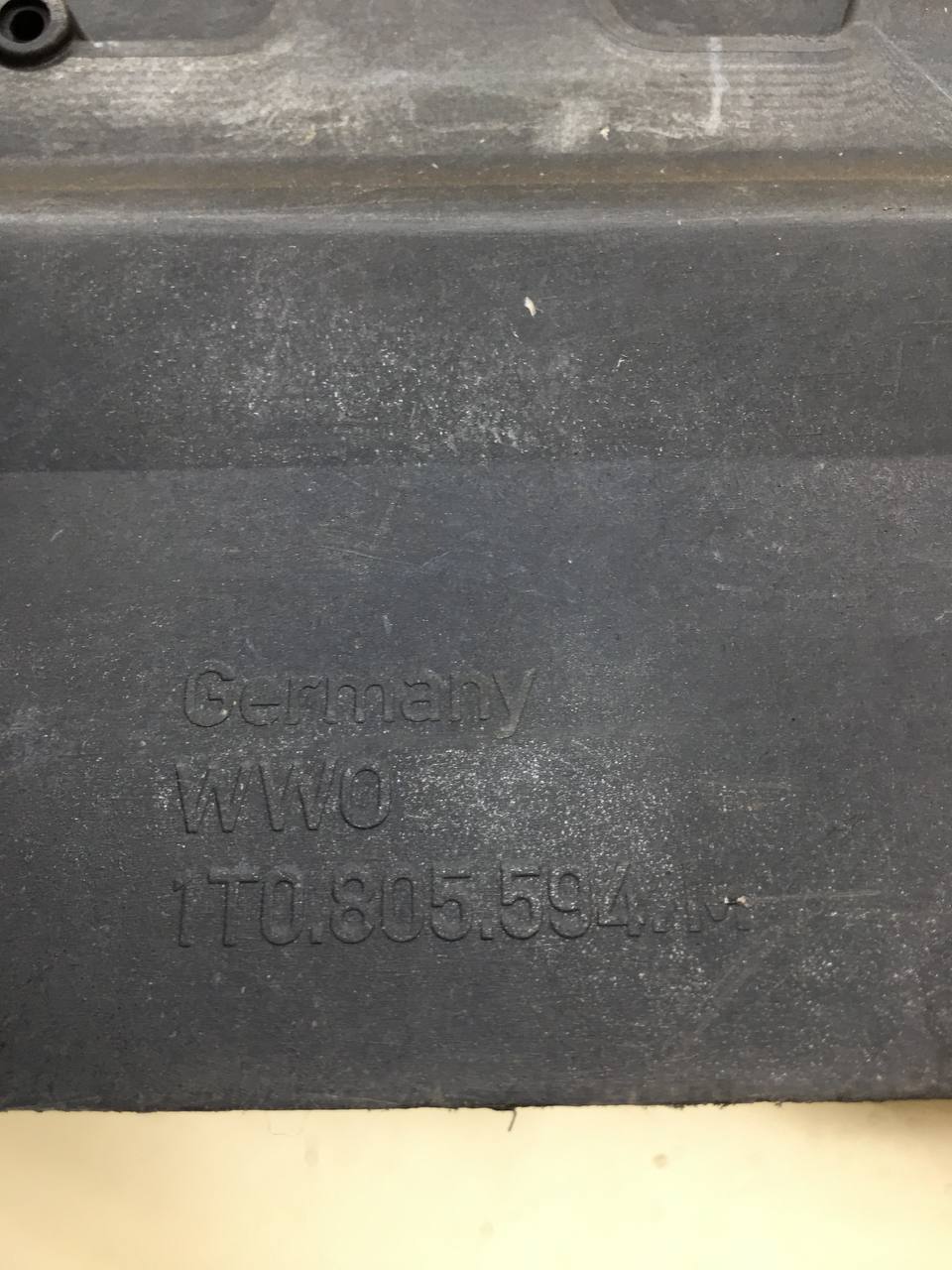 Панель передняя Volkswagen Touran (1T1, 1T2) 2003-2010