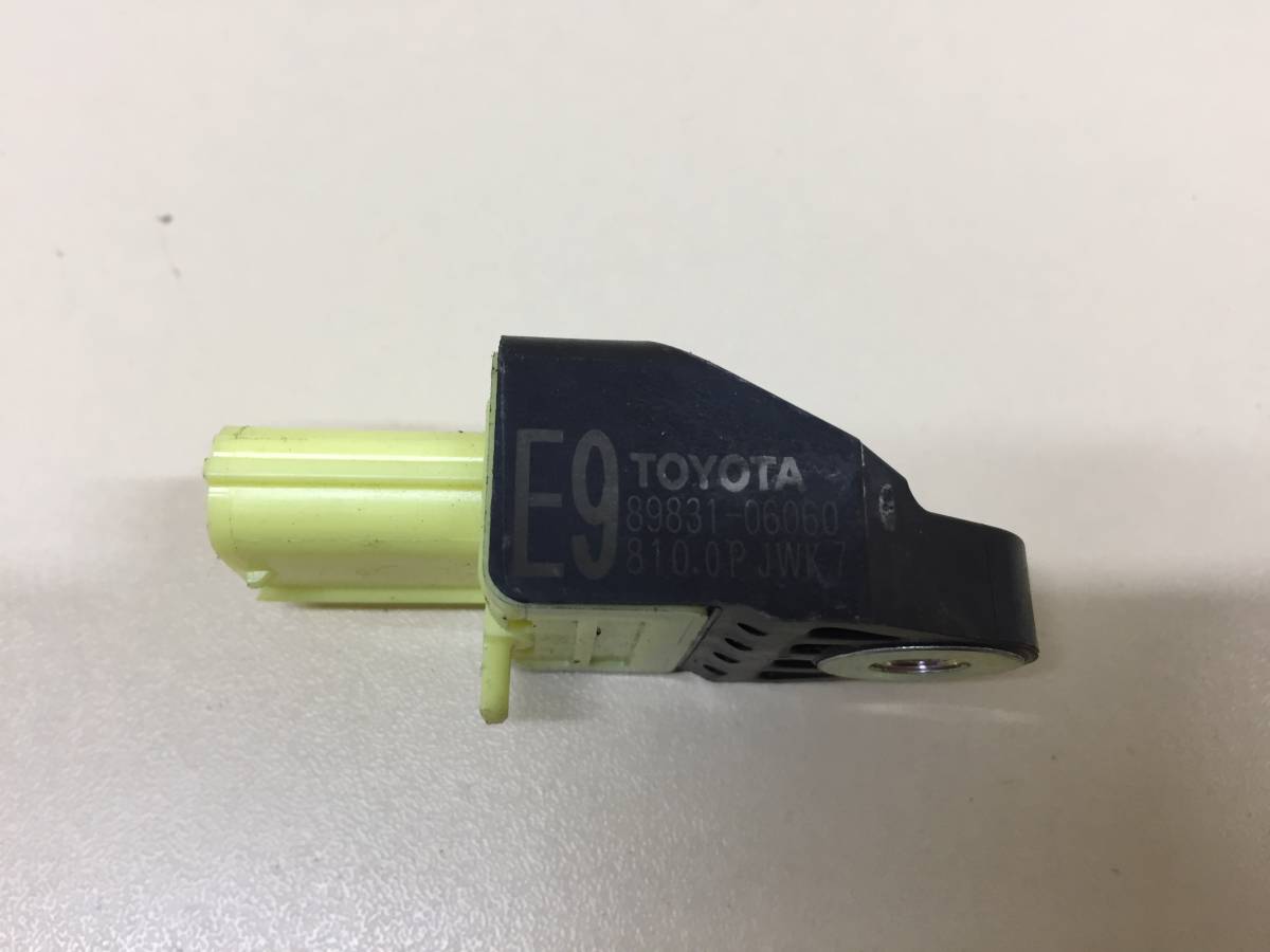 Датчик AIR BAG Toyota Camry (V50) 2011-2017