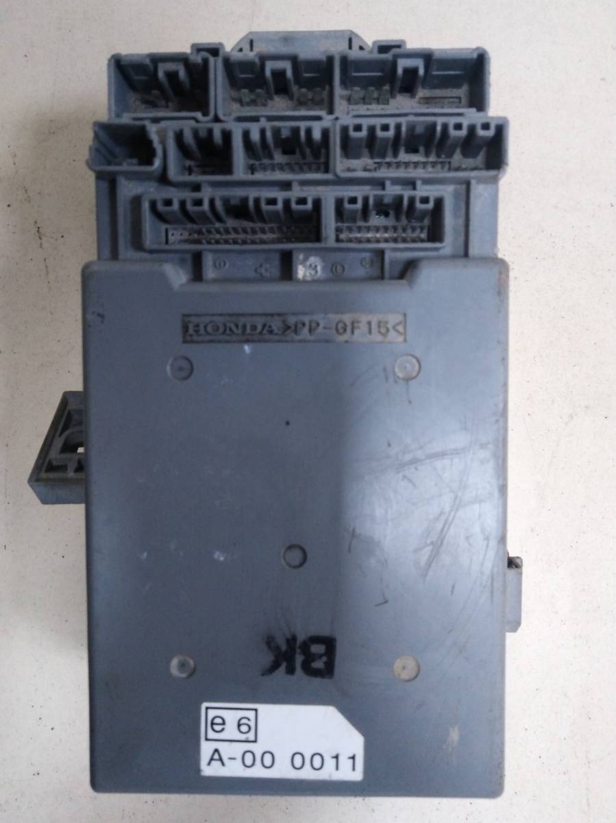 Блок предохранителей Honda Civic 4D 2006-2012