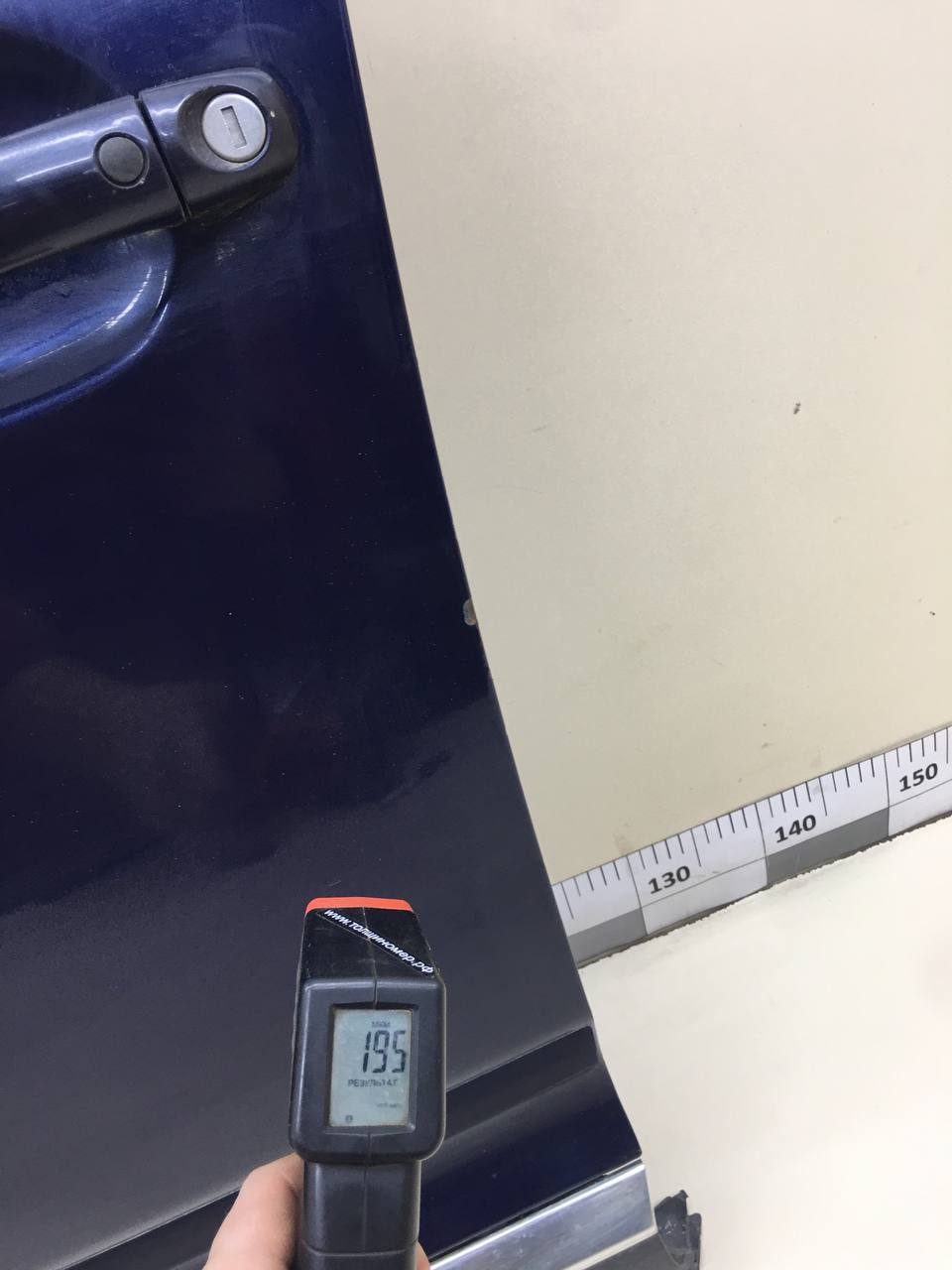 Дверь передняя левая Volkswagen Touareg (7L) 2002-2010