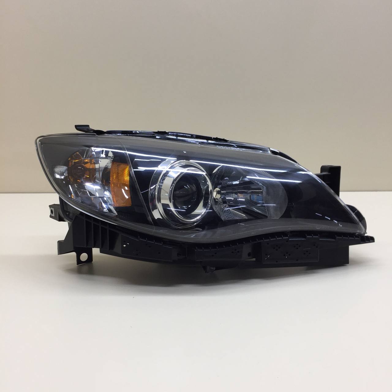 Фара правая Subaru Impreza (G12) 2007-2012