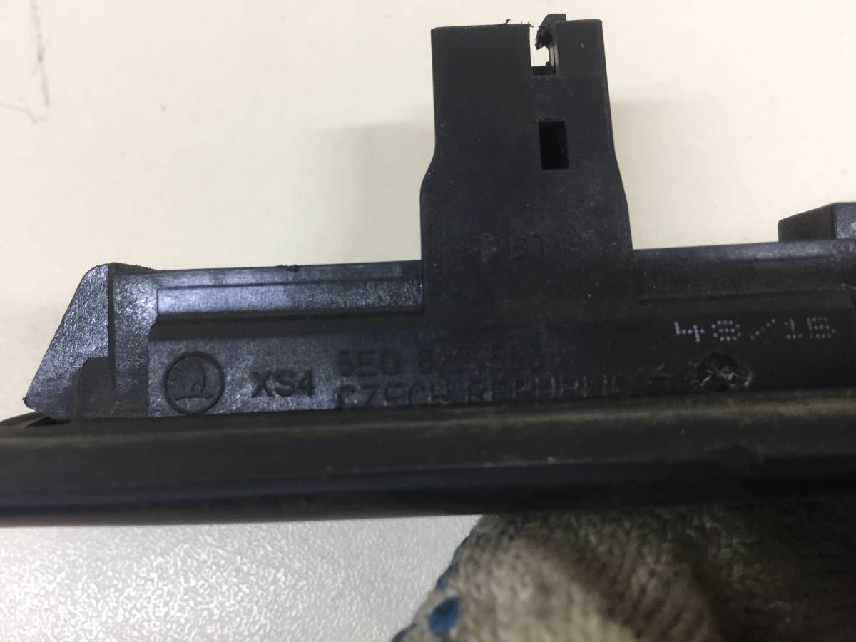 Кнопка открывания багажника Volkswagen Polo (MK5) 2011-2020