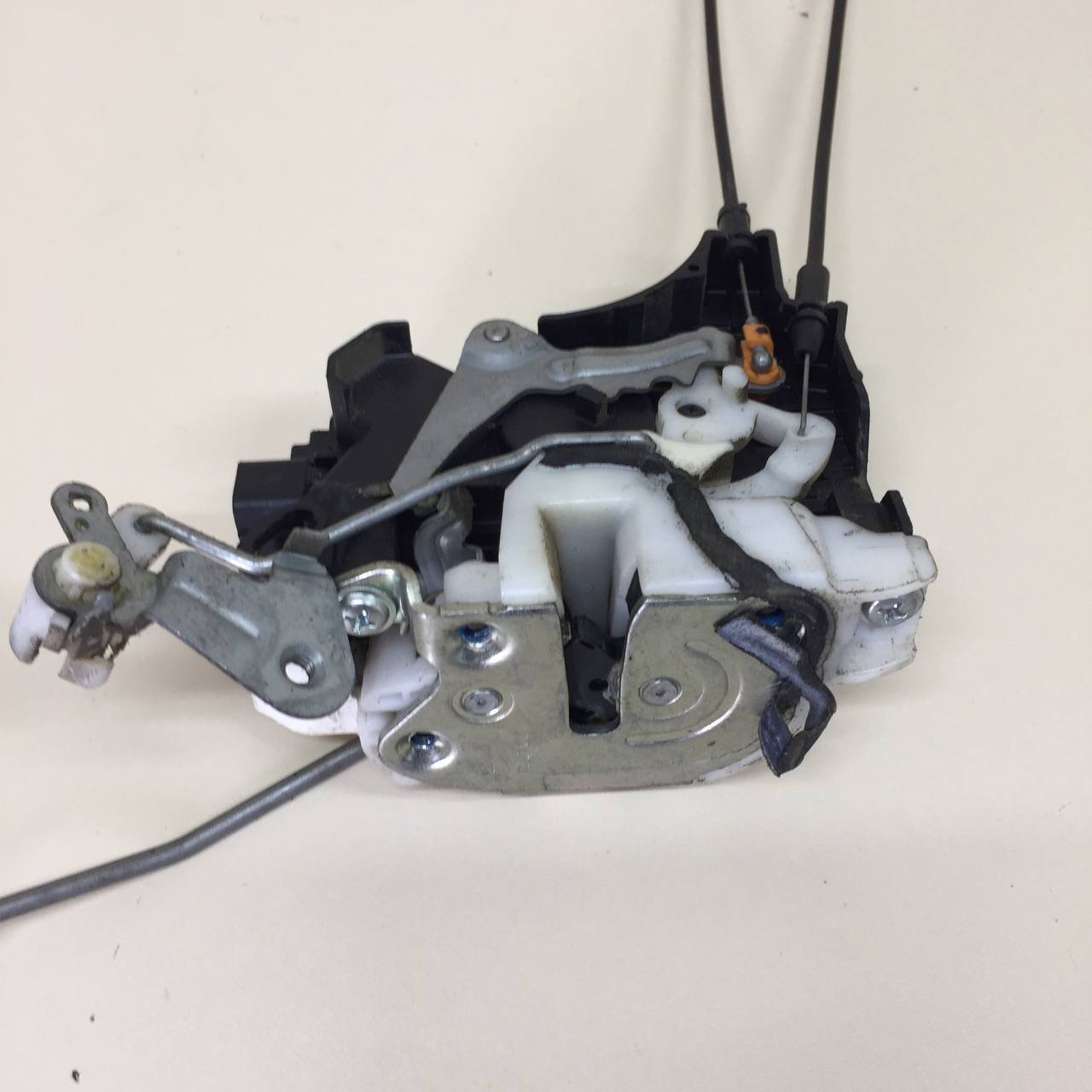 Замок двери передней правой Mitsubishi Lancer X (CX, CY)  2007>