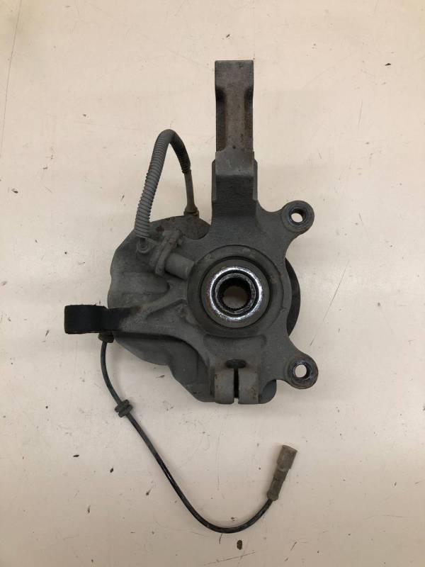 Кулак поворотный передний левый Chevrolet Lacetti (J200) 2003-2013