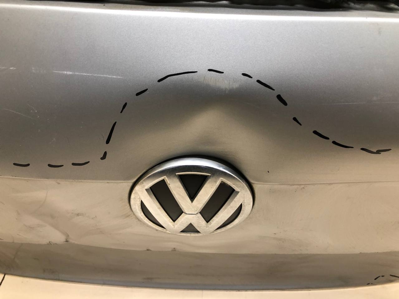 Крышка багажника Volkswagen Tiguan 2017>