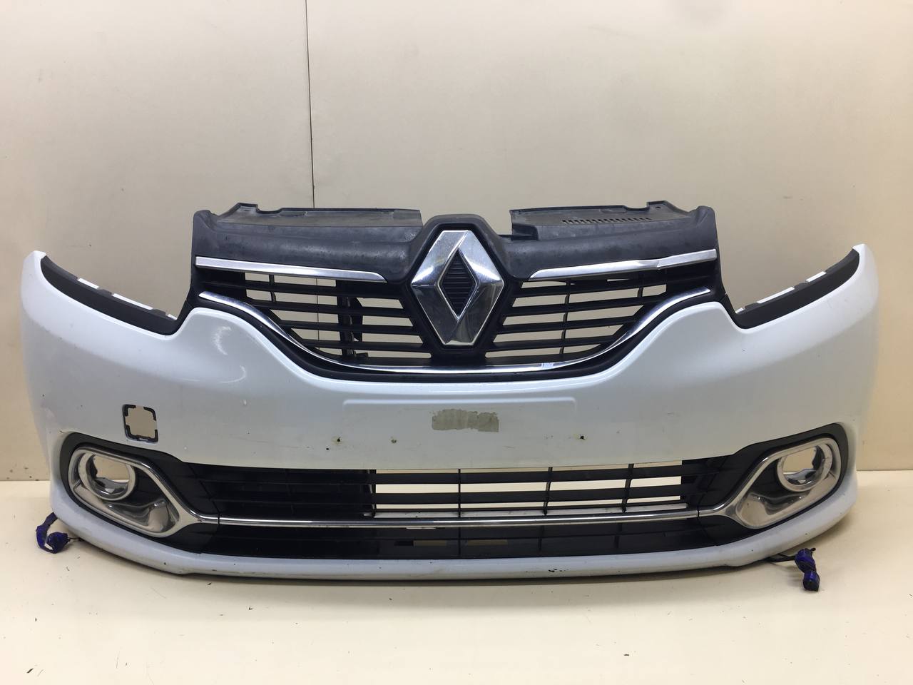 Бампер передний Renault Logan (2) 2014> Бампер передний Renault Logan (2) 2014>