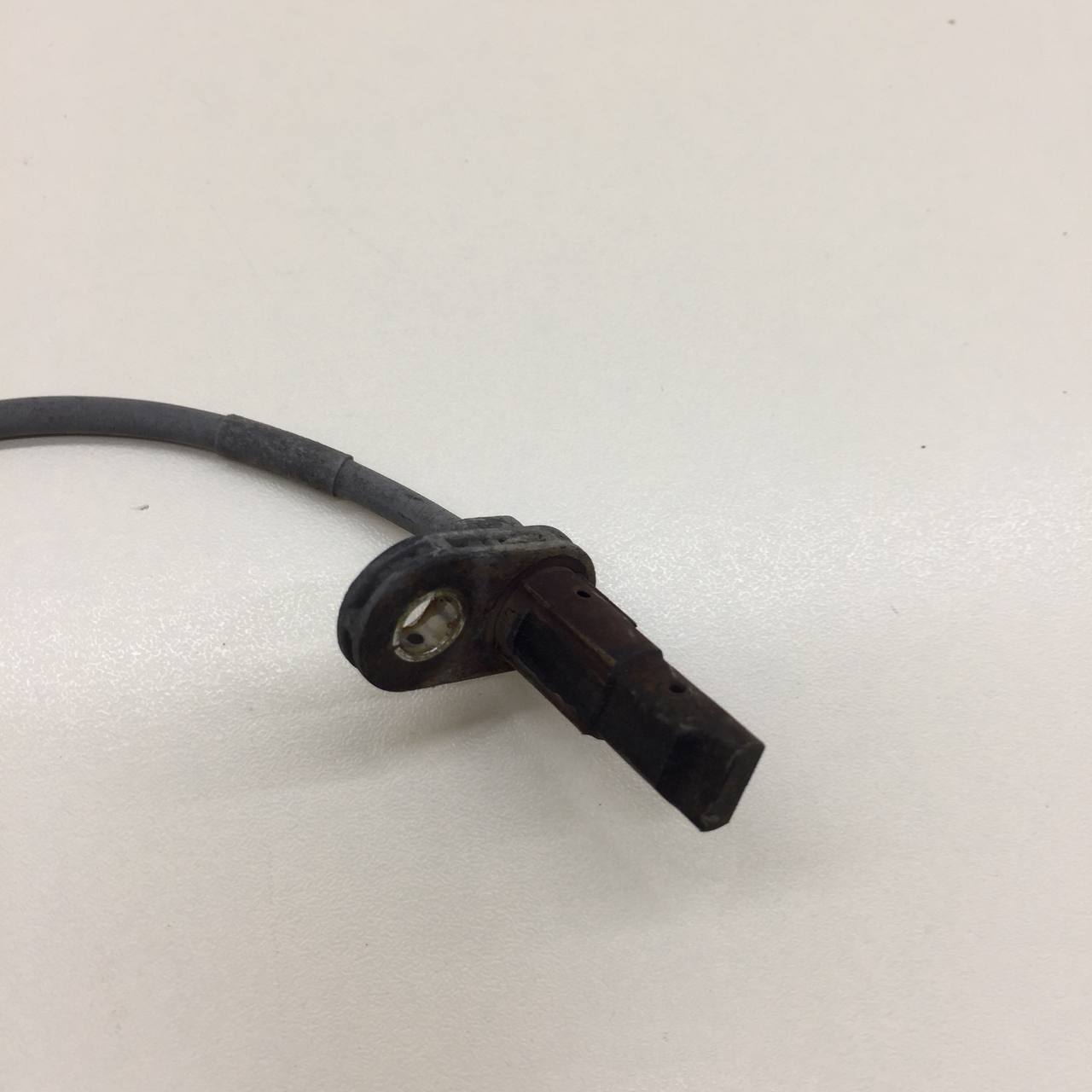 Датчик ABS передний правый Hyundai Elantra (CN7) 2020>