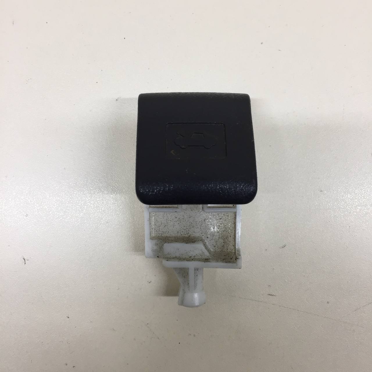 Ручка открывания капота Toyota Rav 4 (A30) 2006-2013 Ручка открывания капота Toyota Rav 4 (A30) 2006-2013