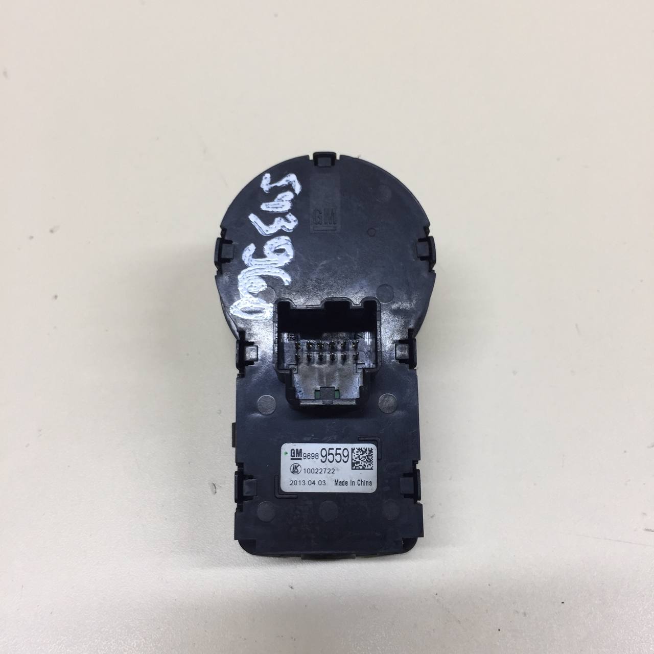 Переключатель света фар Chevrolet Cobalt (T250) 2011-2015