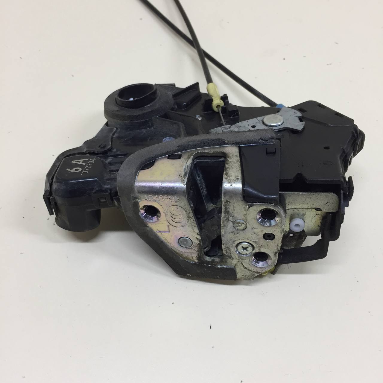 Замок двери передней левой Toyota Rav 4 (A30) 2006-2013 Замок двери передней левой Toyota Rav 4 (A30) 2006-2013