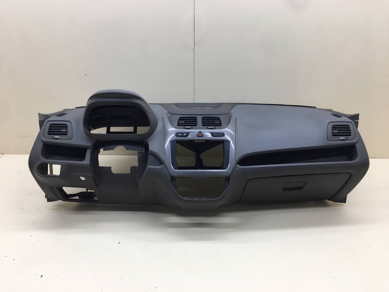 Торпедо Chevrolet Cobalt (T250) 2011-2015