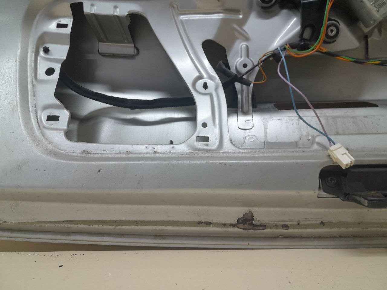 Дверь багажника со стеклом Peugeot 206 1998-2012 Дверь багажника со стеклом Peugeot 206 1998-2012