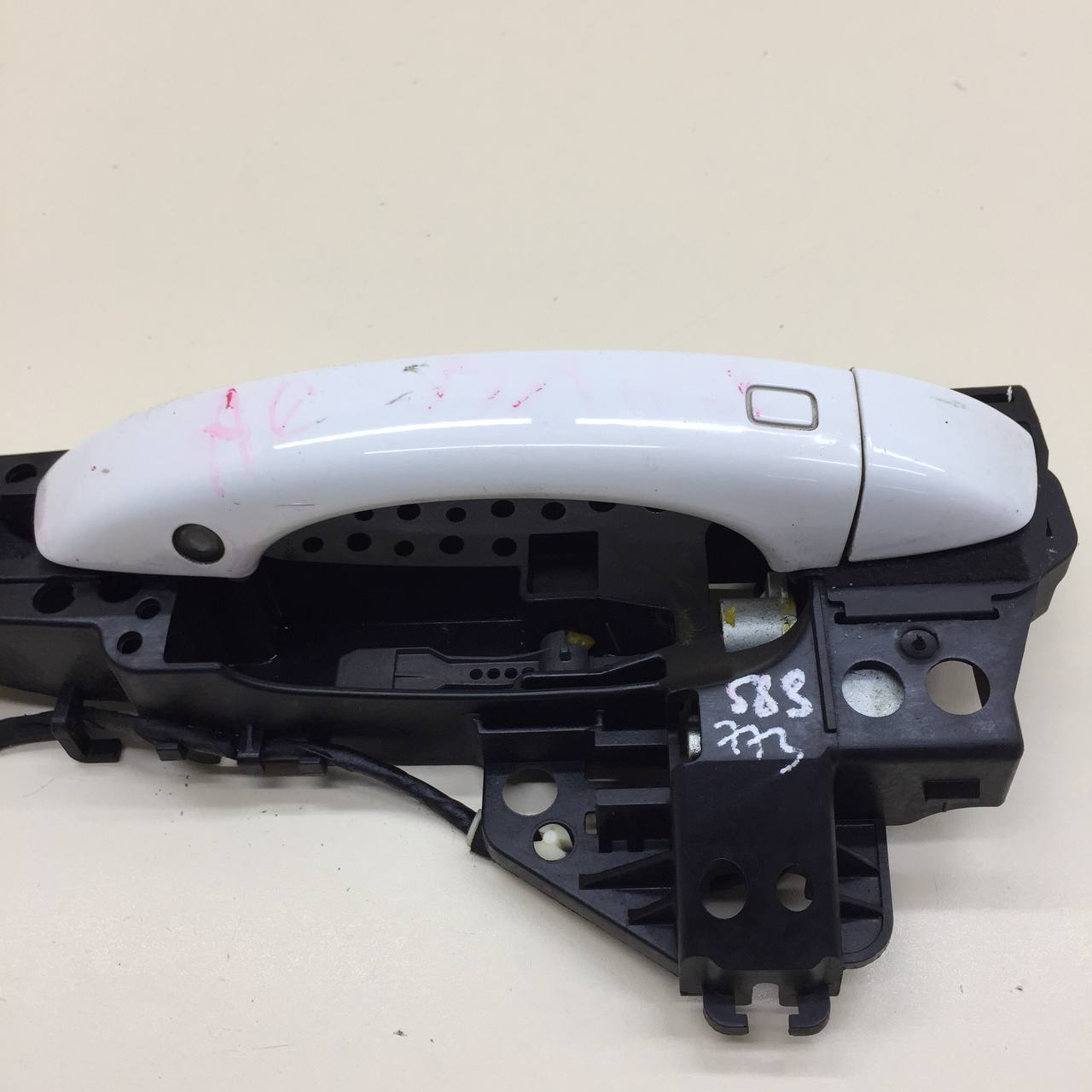 Ручка двери передней наружная левая Audi A6 (C7) 2011>