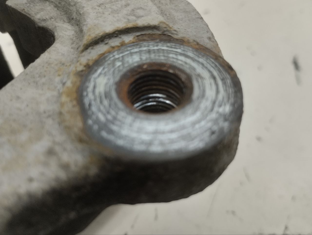 Суппорт передний левый Hyundai Tucson (TL) 2015-2021