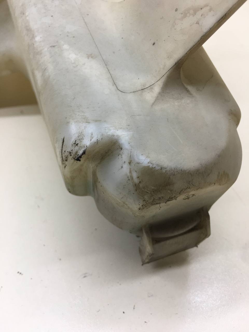 Бачок омывателя лобового стекла Toyota Rav 4 (XA40) 2013-2019