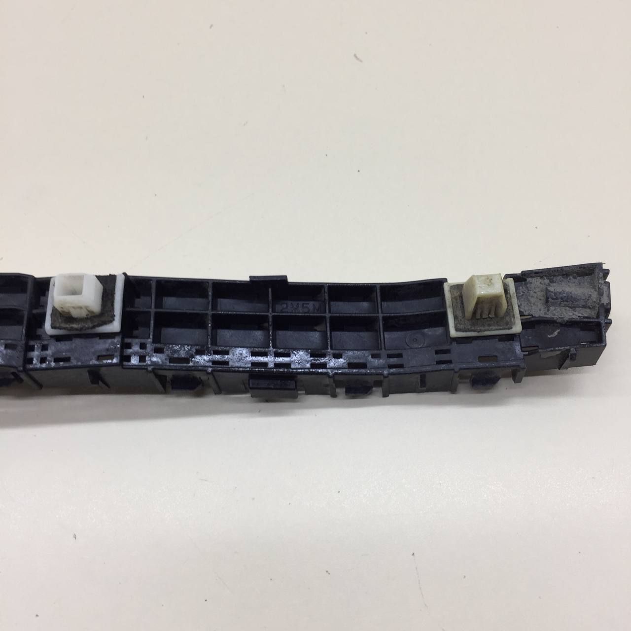 Кронштейн заднего бампера правый Honda CR-V 2007-2012