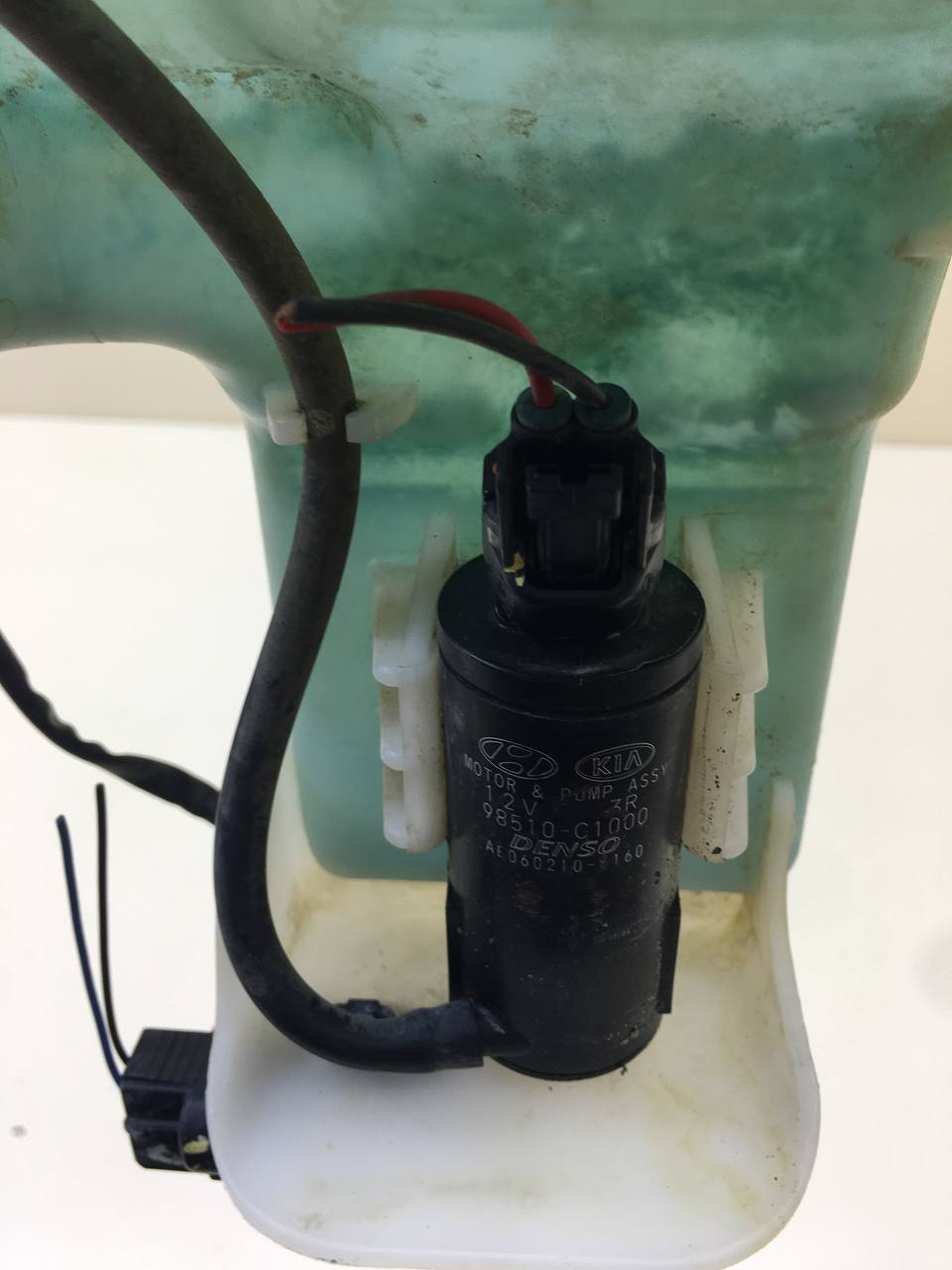 Бачок омывателя лобового стекла Hyundai Solaris (RB) 2010-2017