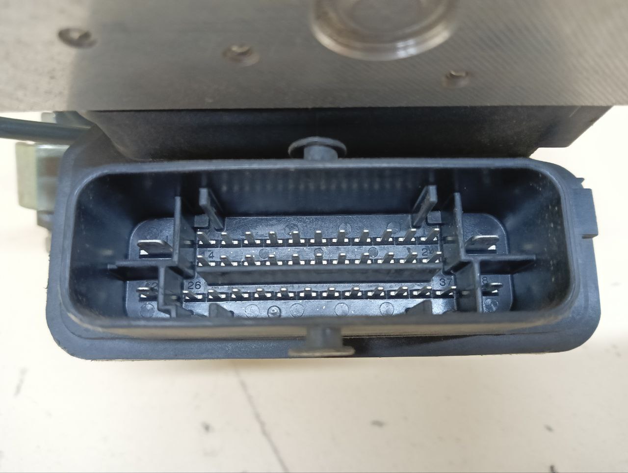 Блок ABS (насос) Subaru Forester (S13) 2012-2018