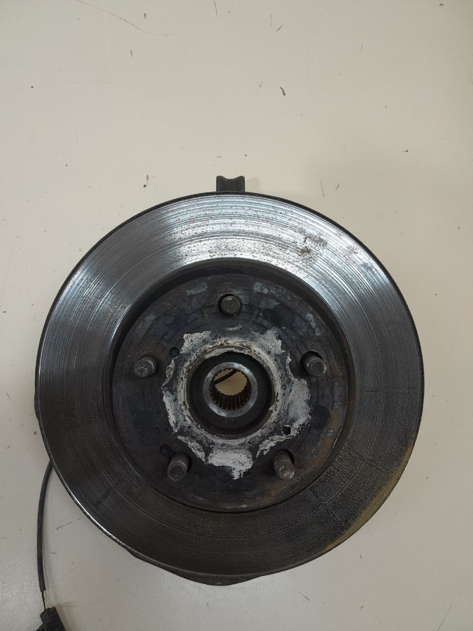Кулак поворотный передний правый Toyota Corolla E150 2006-2013