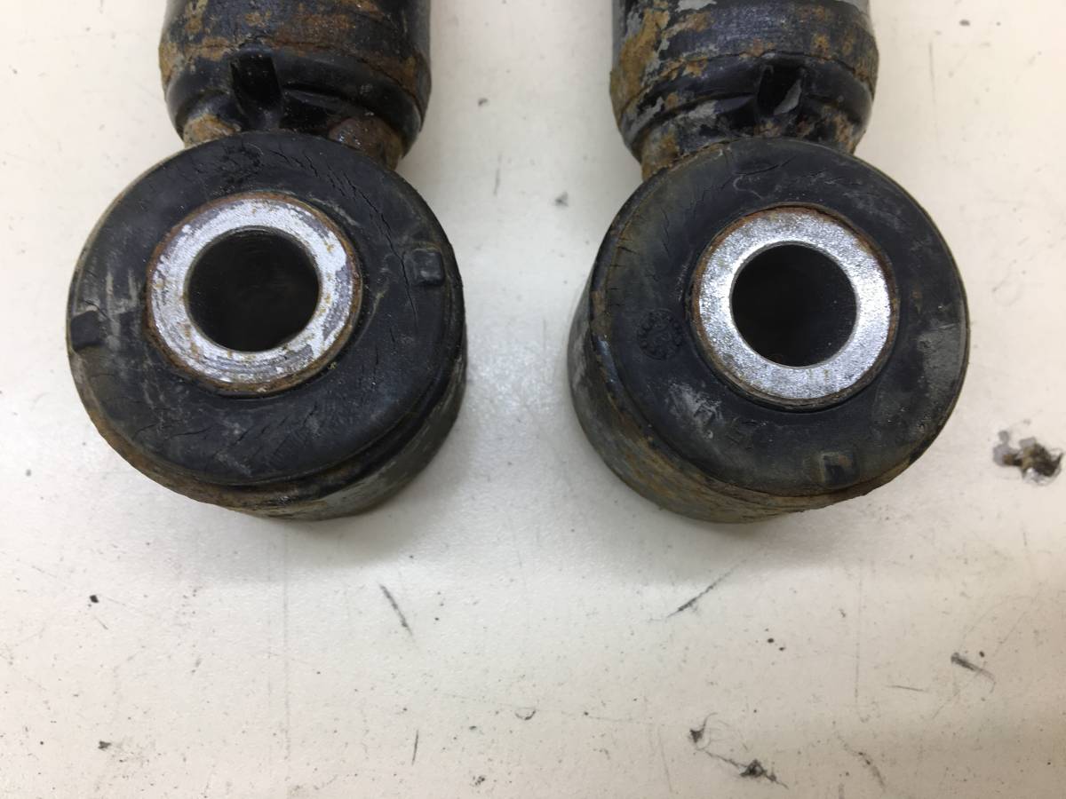 Амортизатор задний Renault Duster (HSA, HSM) 2012>