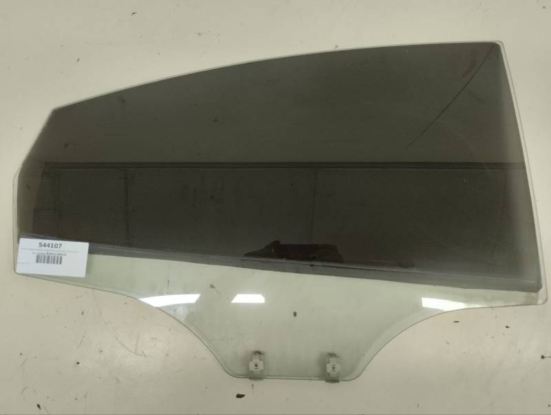 Стекло двери задней правой Hyundai Solaris (RB) 2010-2017