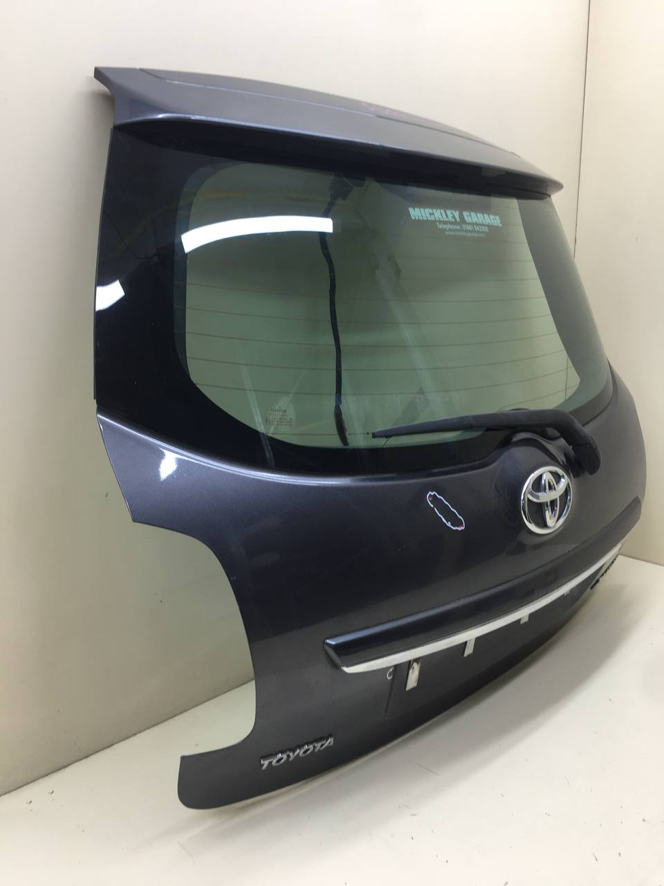 Дверь багажника со стеклом Toyota Auris (E150) 2006-2012