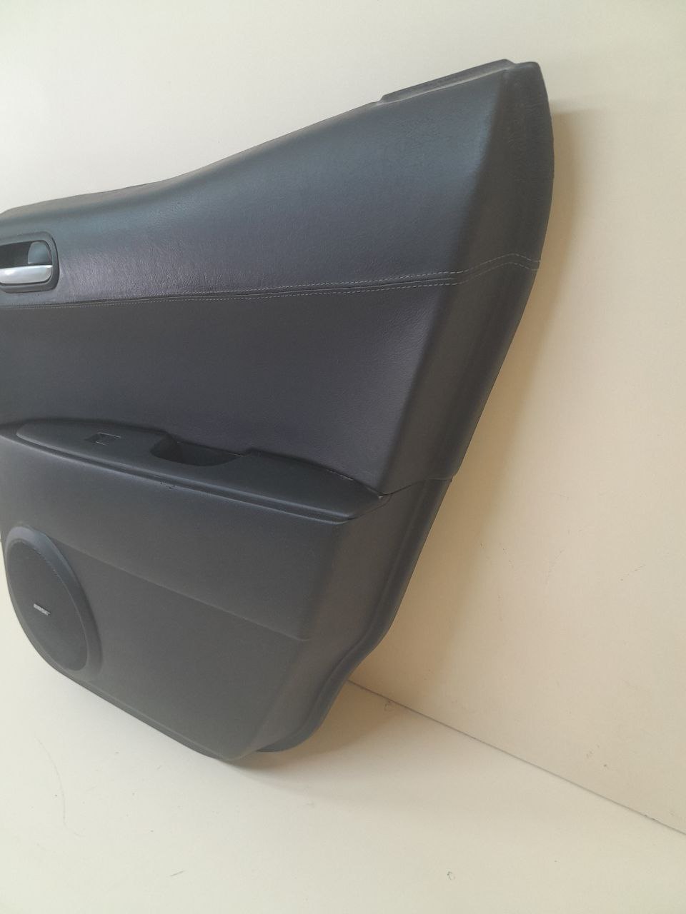 Обшивка двери задней правой Mazda CX-7 (ER) 2006-2012