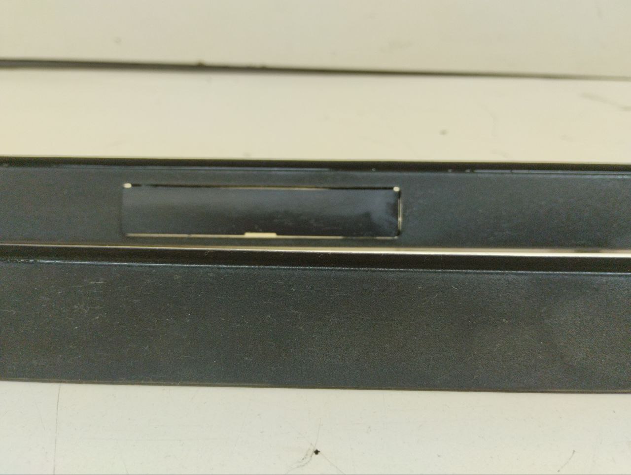 Молдинг крыши правый Peugeot 308 2007>