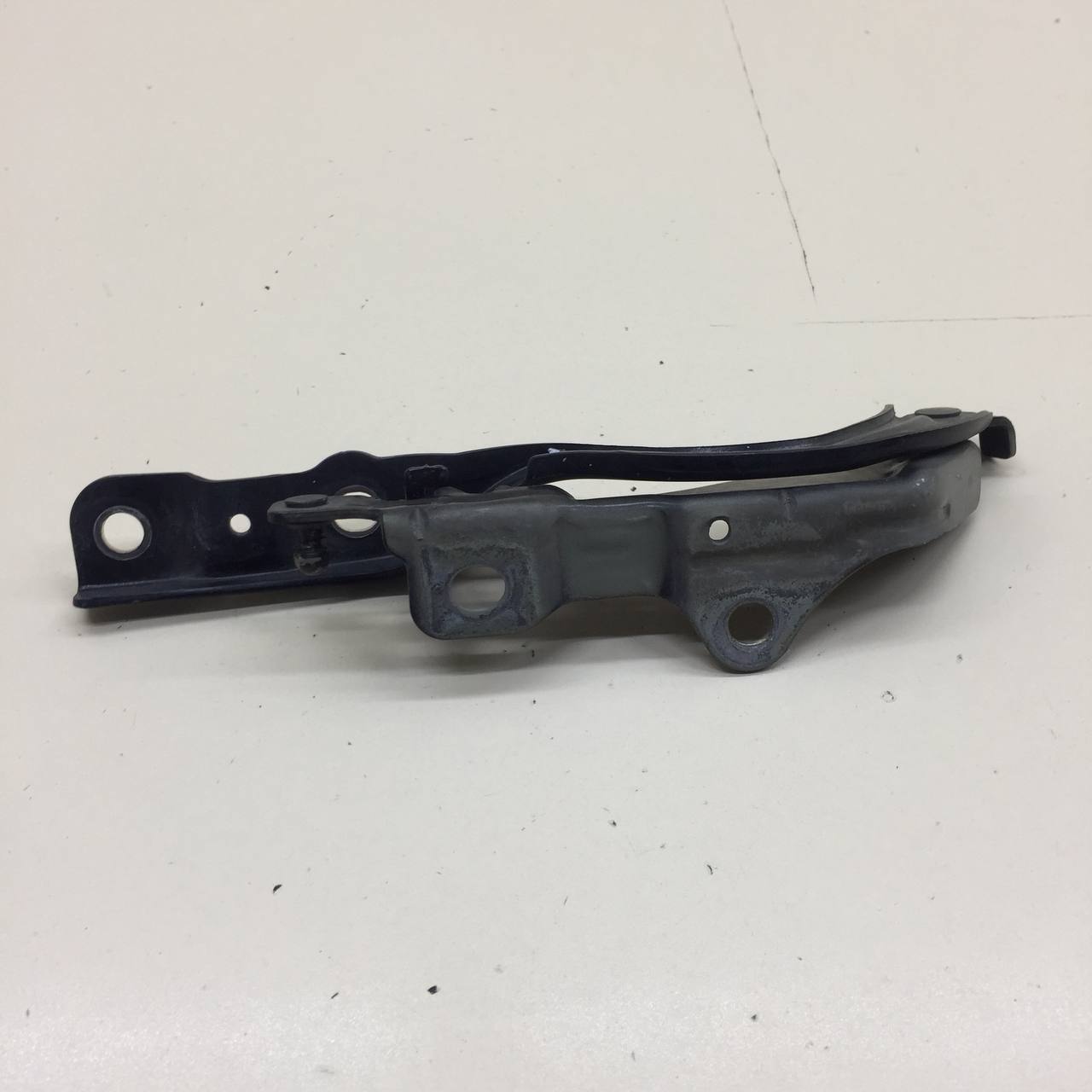 Петля капота левая Hyundai Sonata 7 (LF) 2017-2019