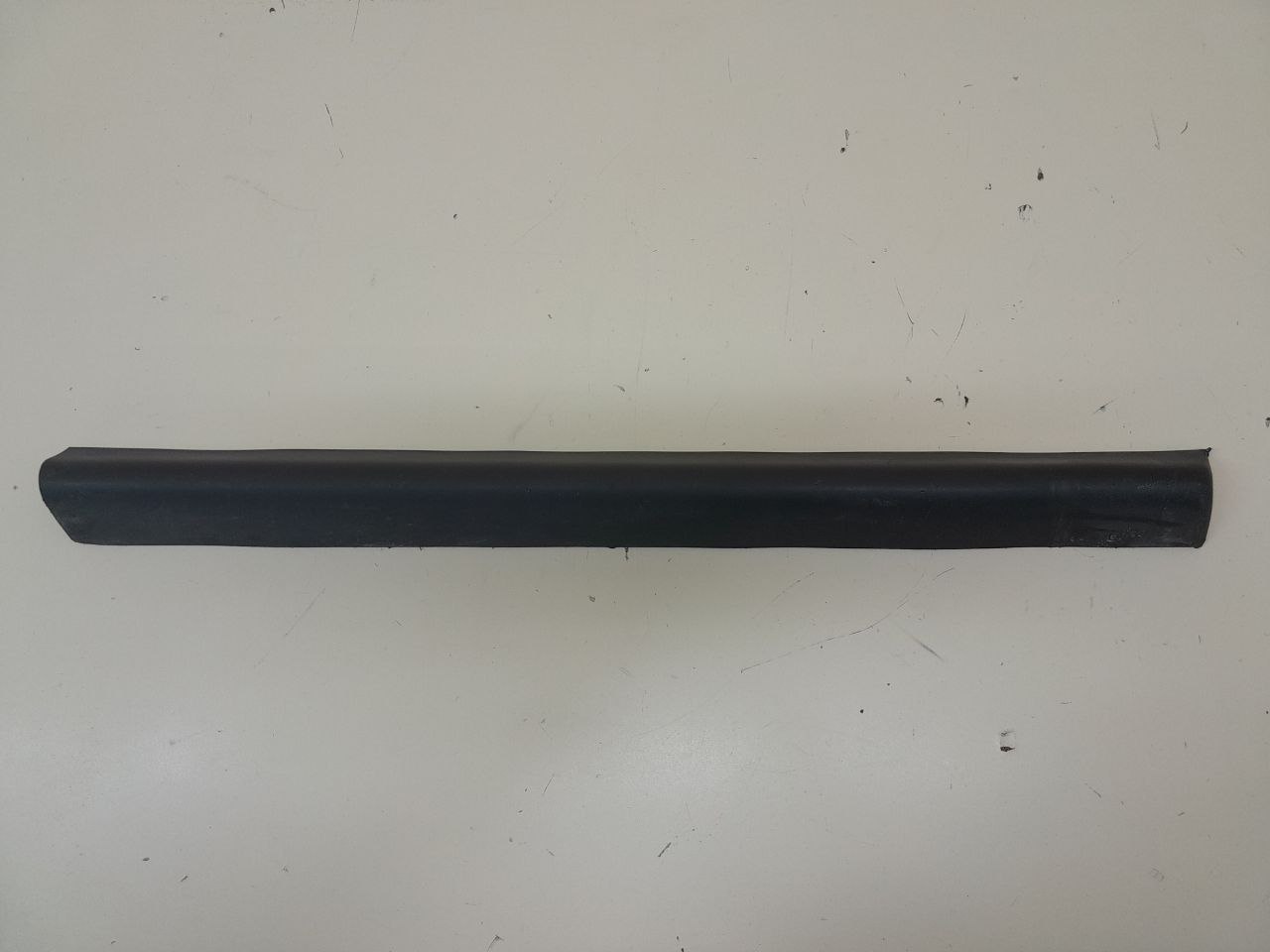 Накладка двери задней левой Mazda CX-7 (ER) 2006-2012
