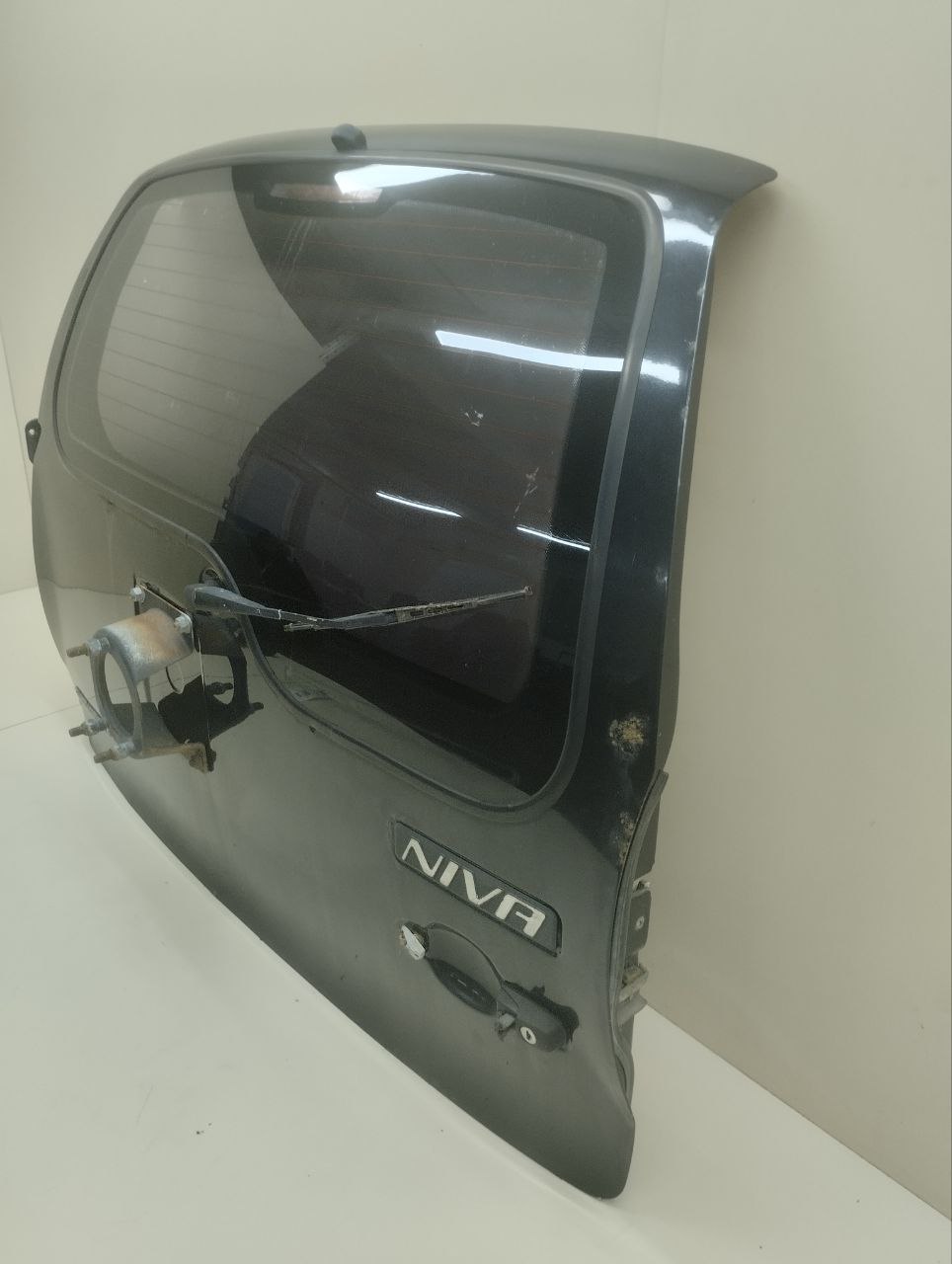 Дверь багажника со стеклом Chevrolet Niva 2009-2020