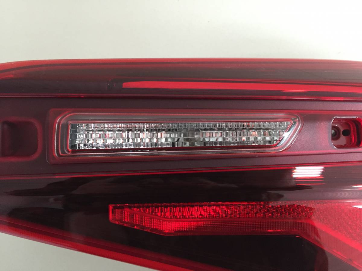 Фонарь задний внутренний правый Kia Seltos 2019>