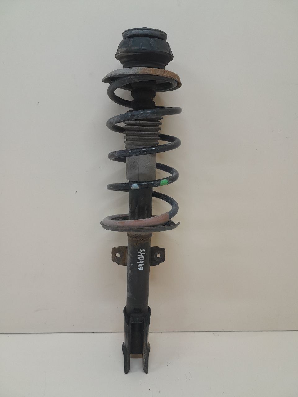Амортизатор передний Renault Duster (HSA, HSM) 2012> Амортизатор передний Renault Duster (HSA, HSM) 2012>