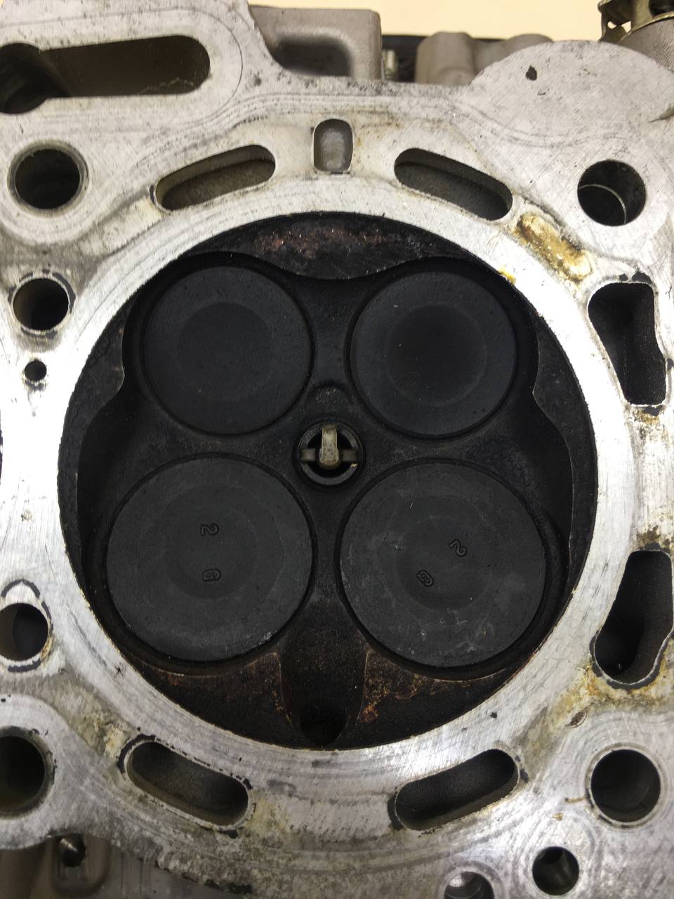 Головка блока цилиндров Lexus RX 300/330/350/400h (XU30) 2003-2009 Головка блока цилиндров Lexus RX 300/330/350/400h (XU30) 2003-2009