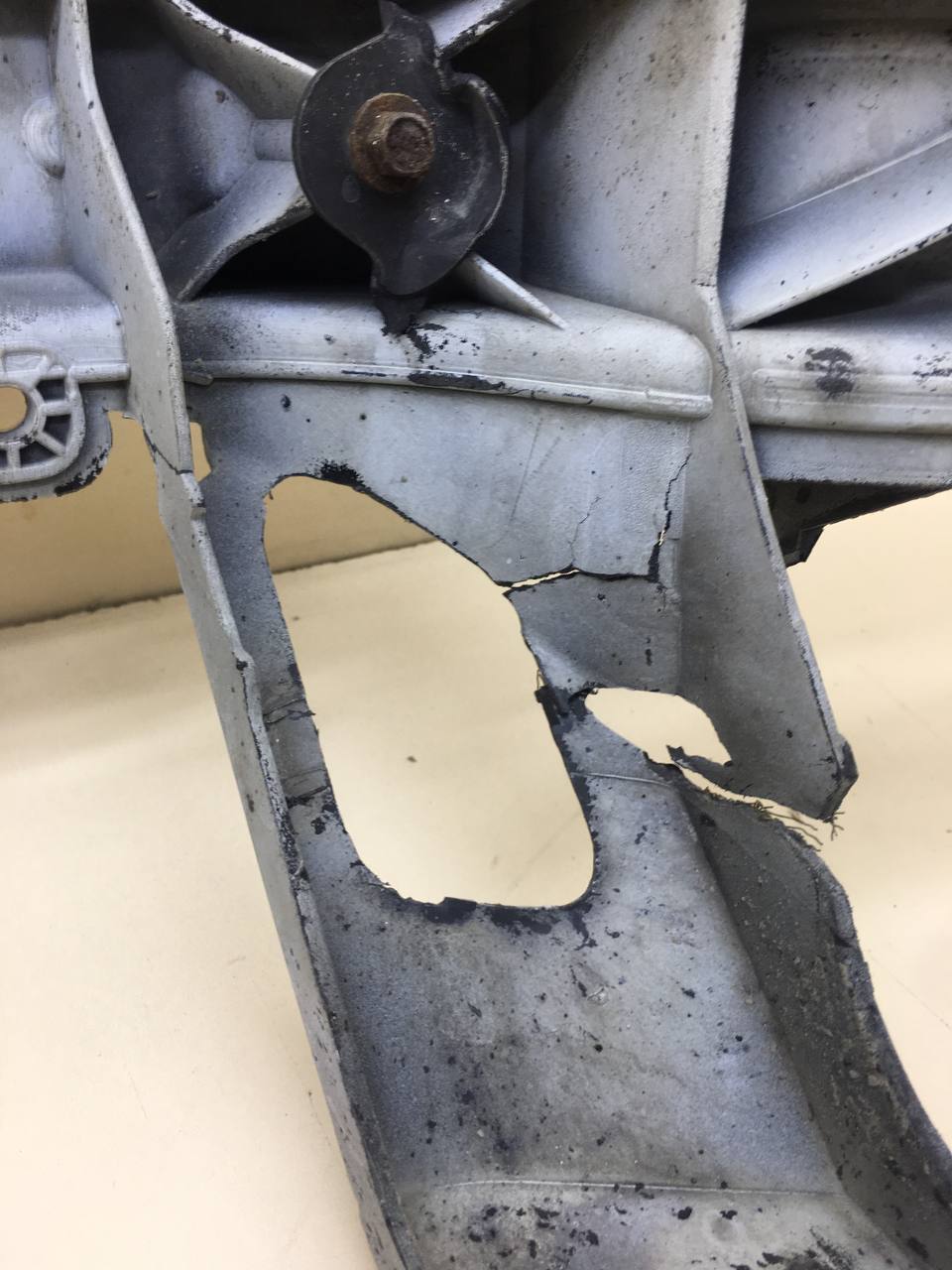 Панель передняя Ford Mondeo 4 2007-2015