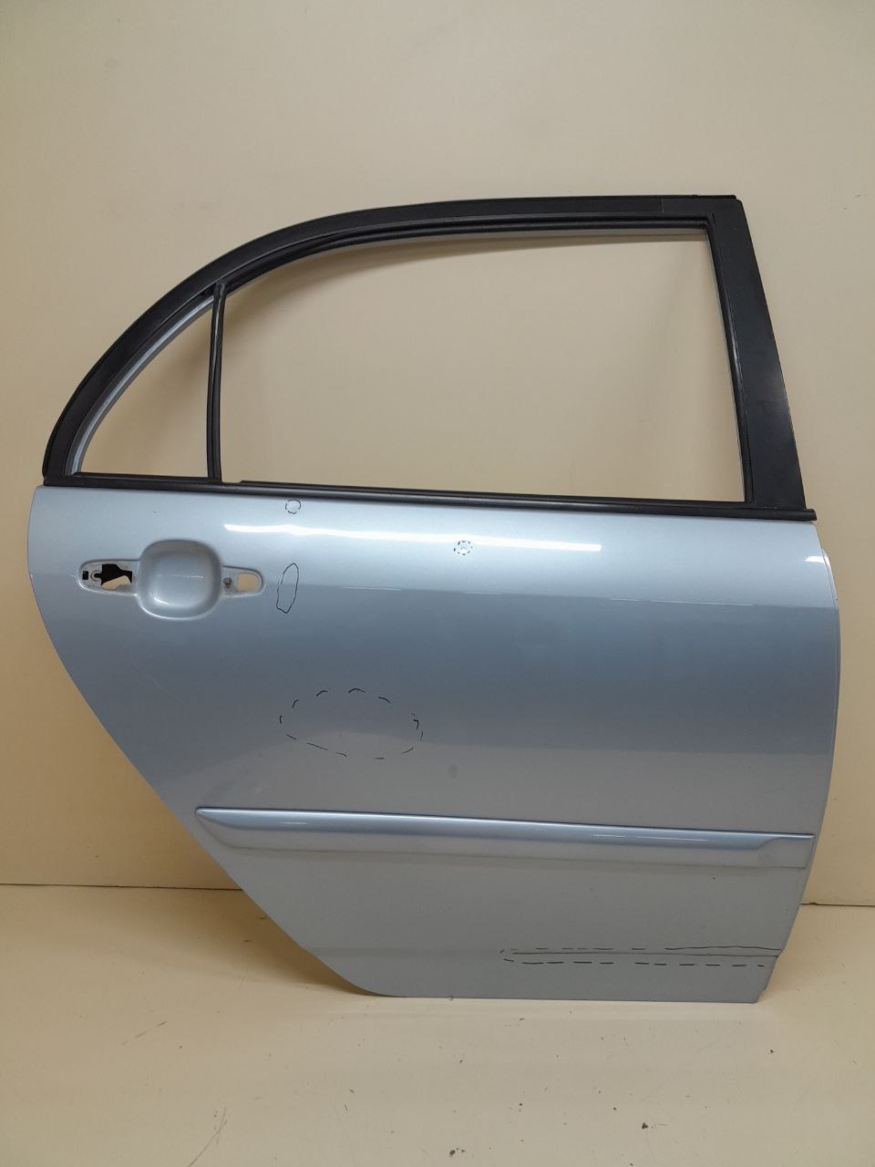 Дверь задняя правая Toyota Corolla E120 2001-2007