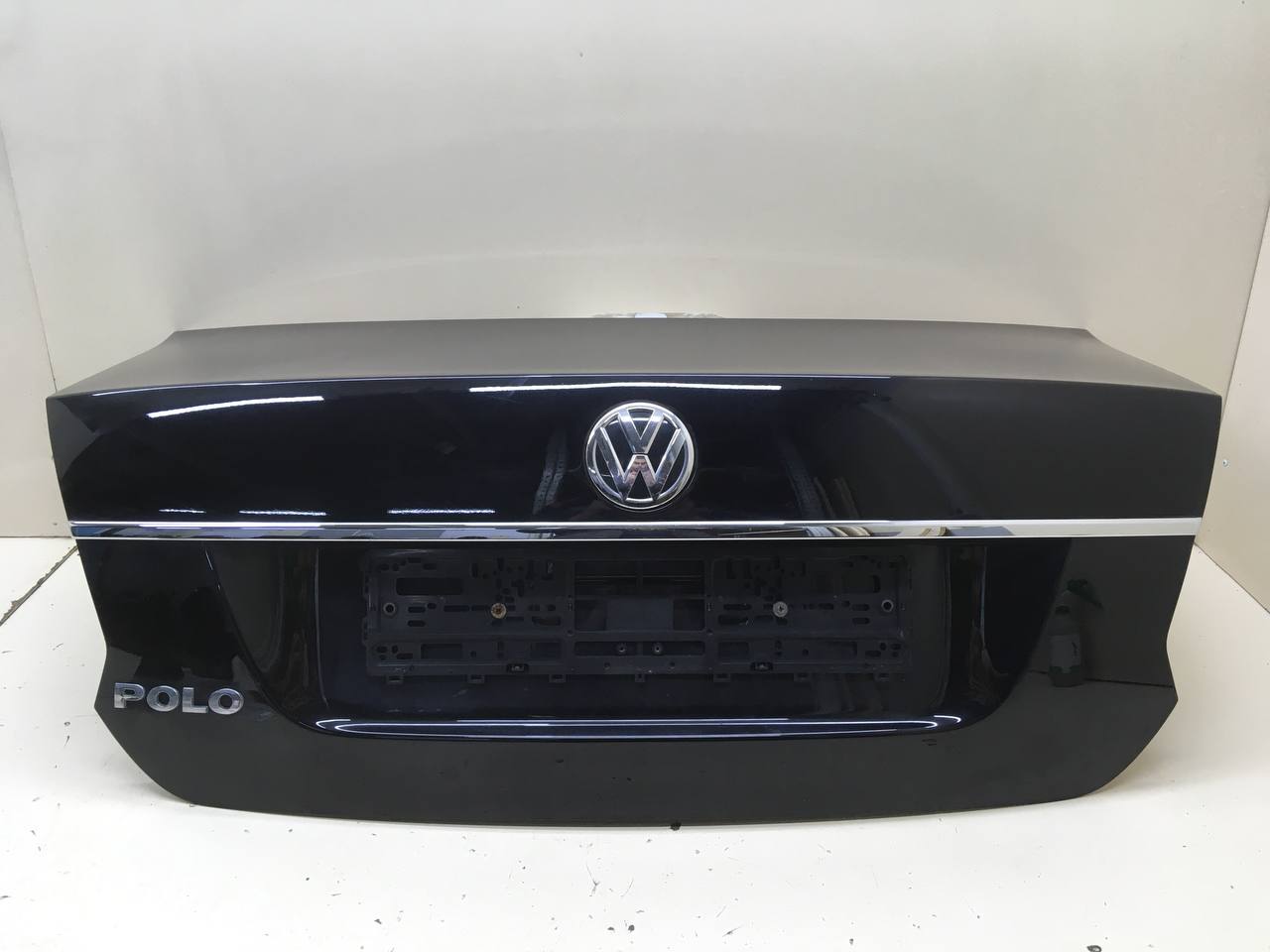 Крышка багажника Volkswagen Polo (MK5) 2011-2020 Крышка багажника Volkswagen Polo (MK5) 2011-2020