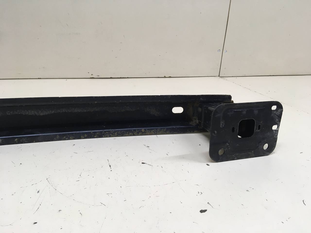 Усилитель заднего бампера Ford Focus 2 (DB) 2008-2011