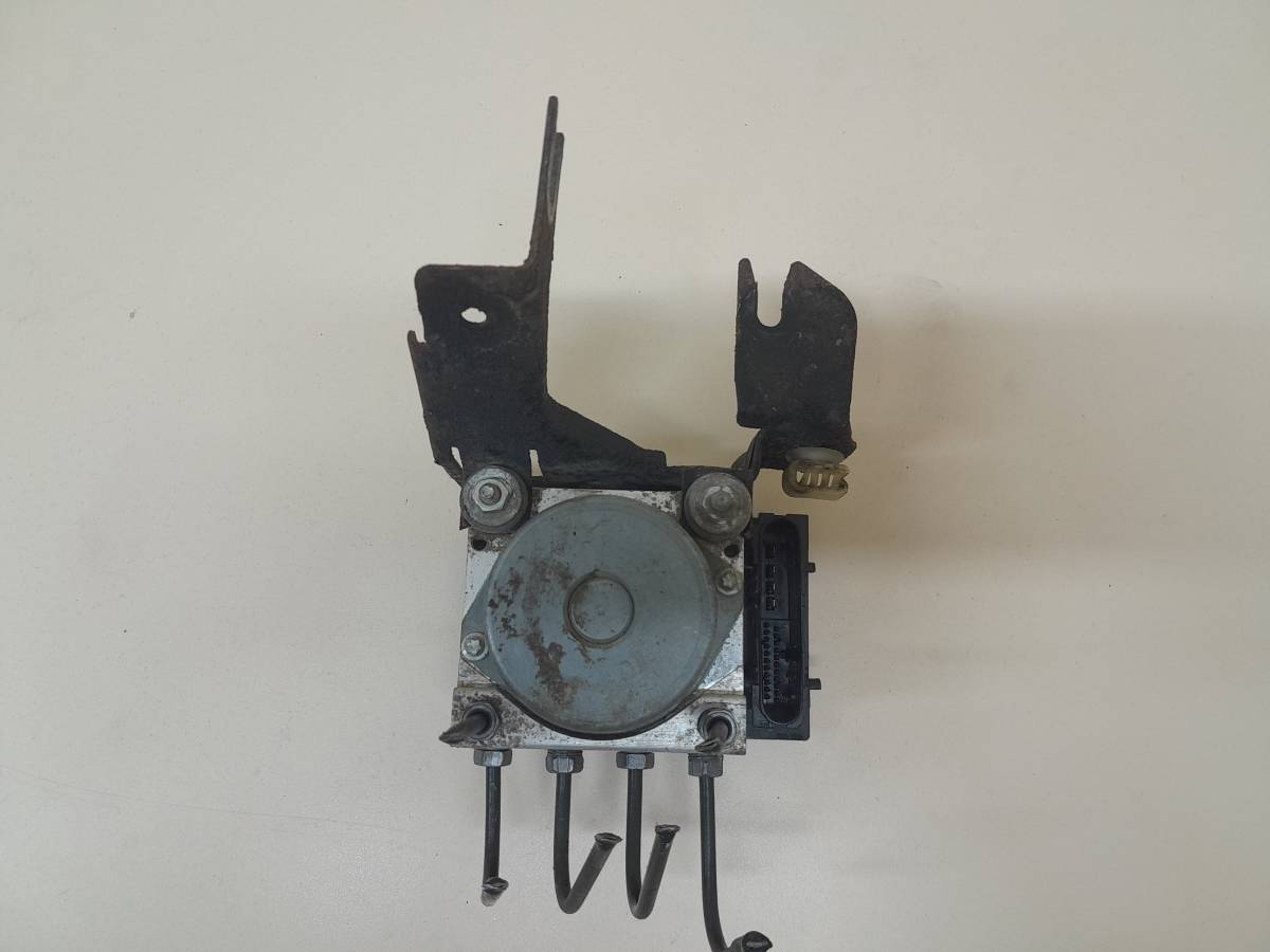 Блок ABS (насос) Nissan Almera 3 (G11, G15) 2012>