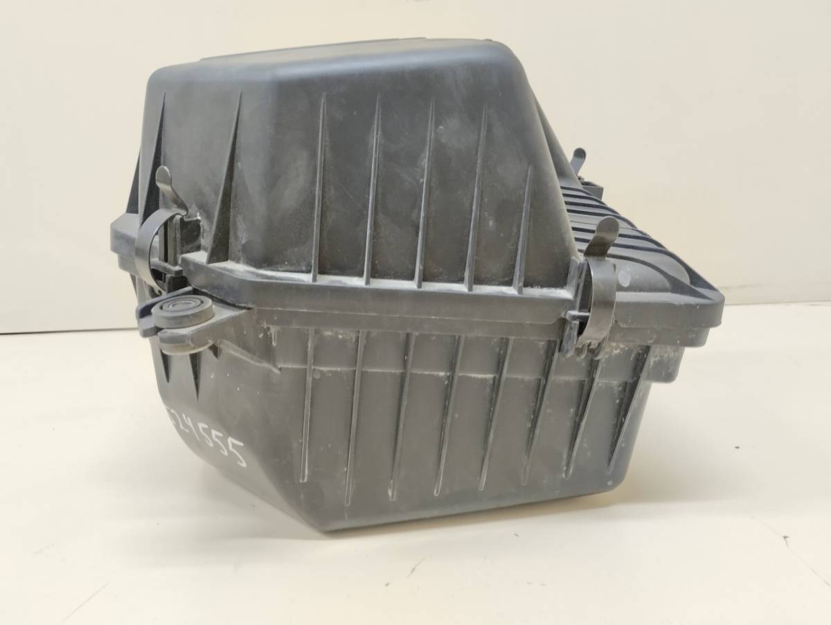 Корпус воздушного фильтра Hyundai ix55 2007-2013 Корпус воздушного фильтра Hyundai ix55 2007-2013