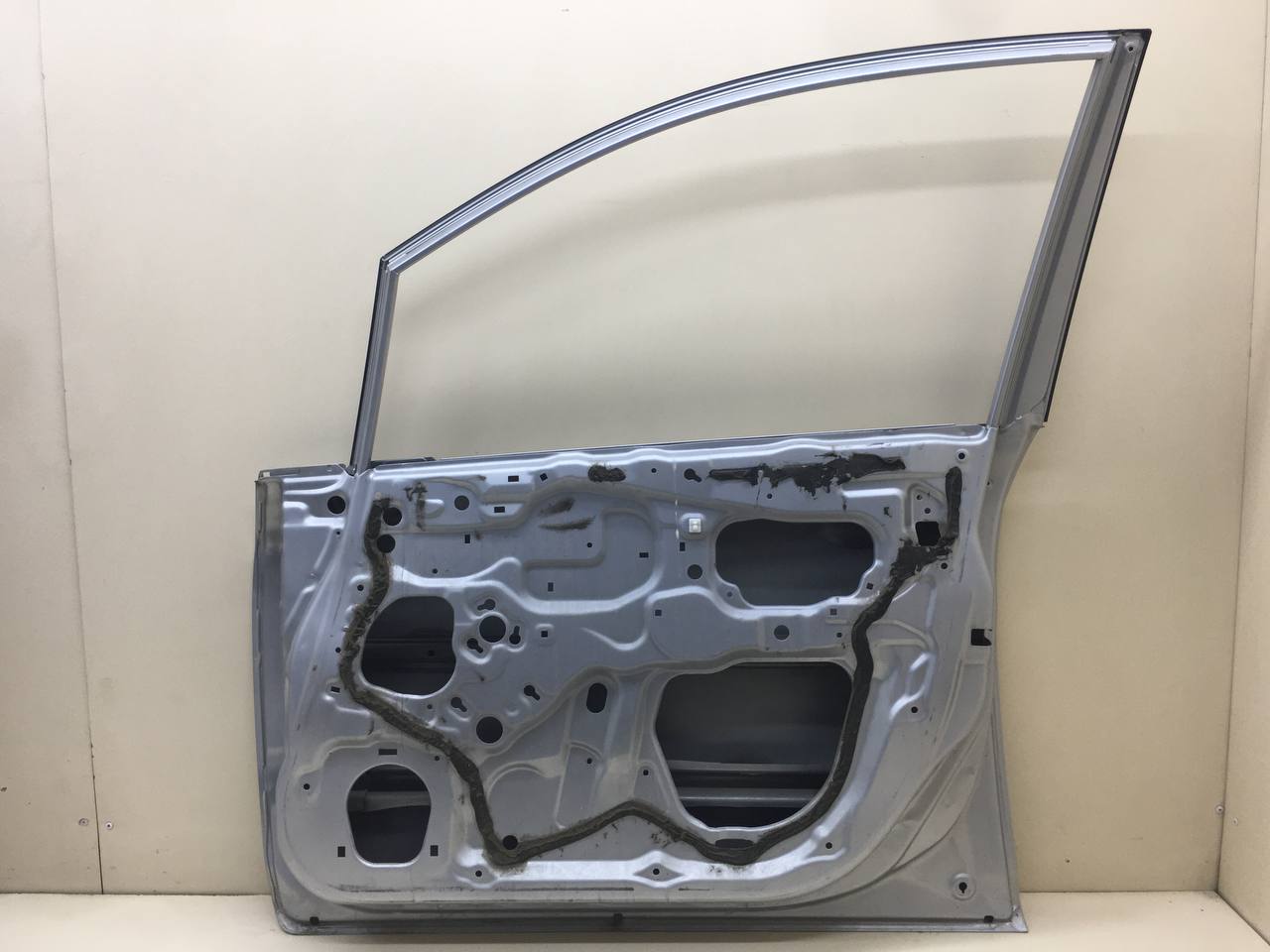 Дверь передняя правая Honda Jazz (GD1, GD5, GE2, GE3) 2001-2008
