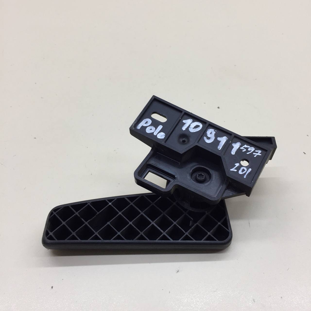 Ручка открывания капота Volkswagen Polo (MK5) 2011-2020