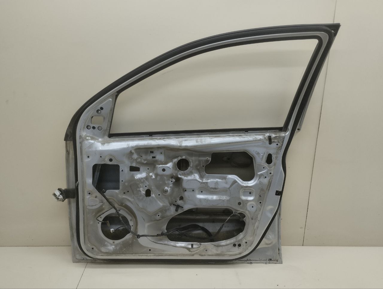 Дверь передняя правая Chevrolet Aveo T250 2005-2011
