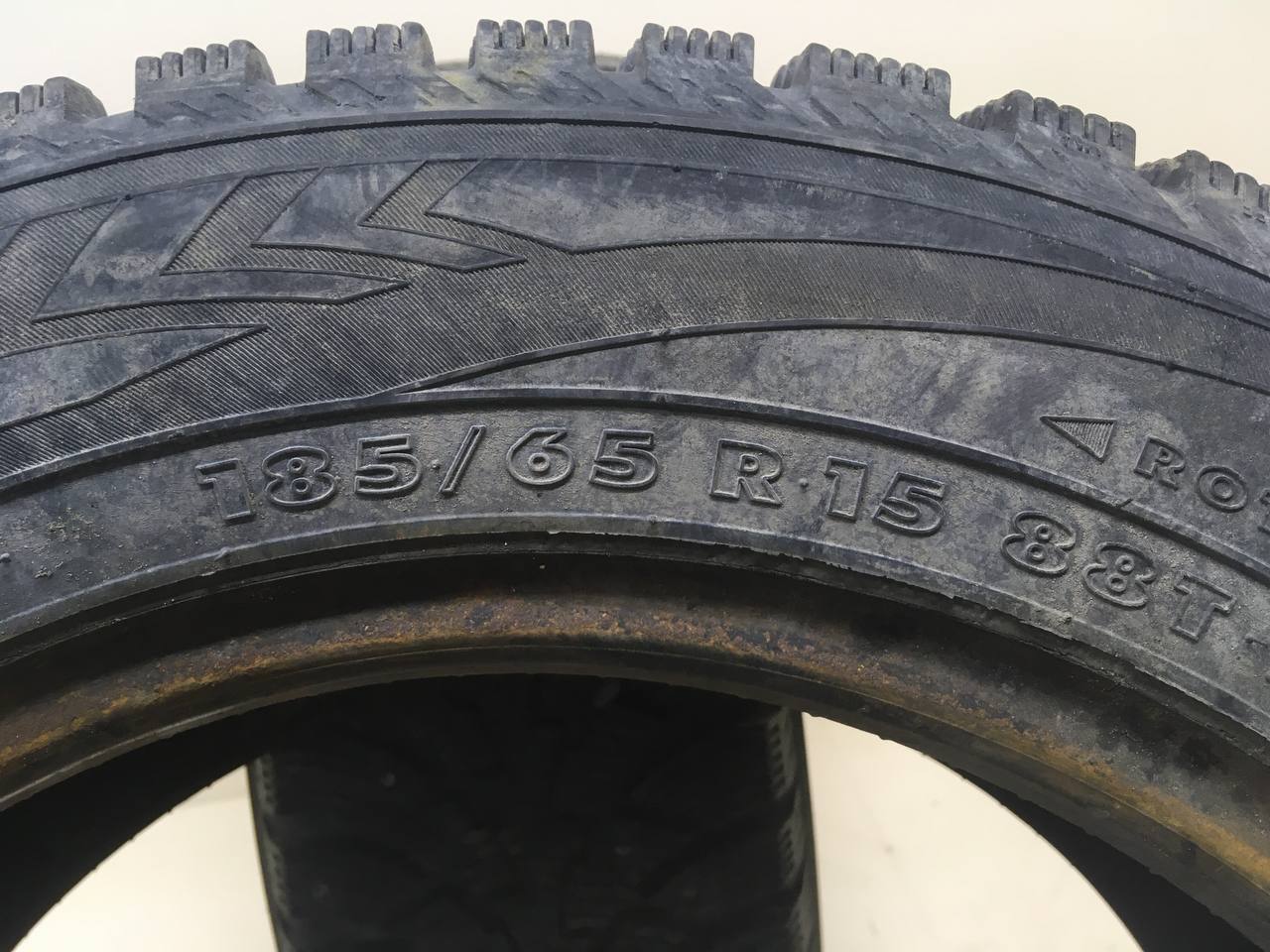 Шины R15 Зимние шипованные Nokian Nordman 4
