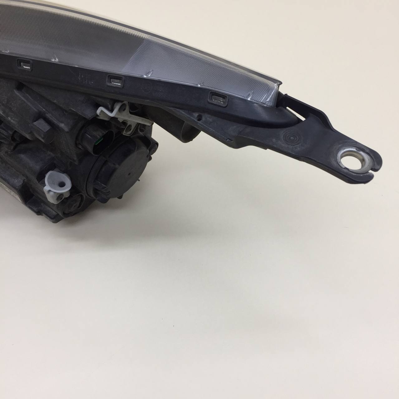 Фара правая Hyundai Elantra (CN7) 2020>