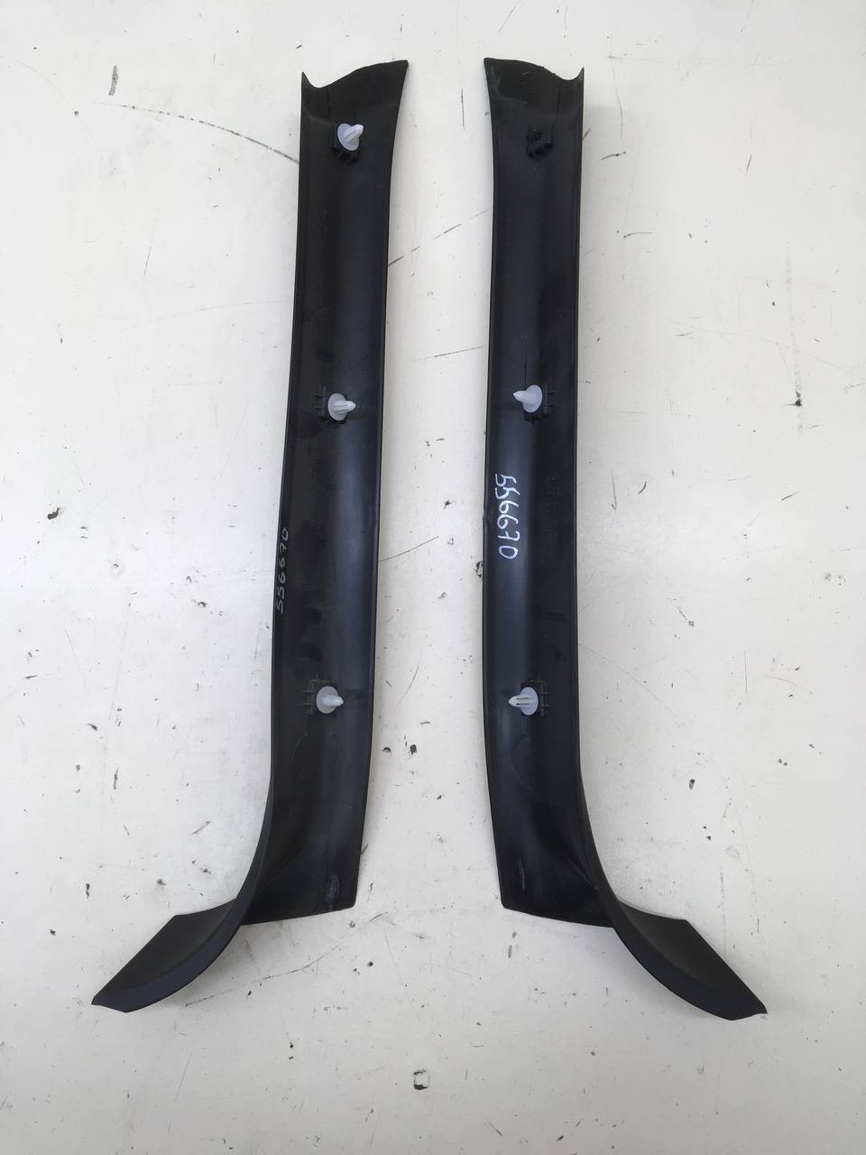 Обшивка стойки Chevrolet Niva 2009-2020